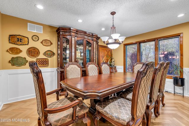 1656 Martin Road, Wall, NJ 07753