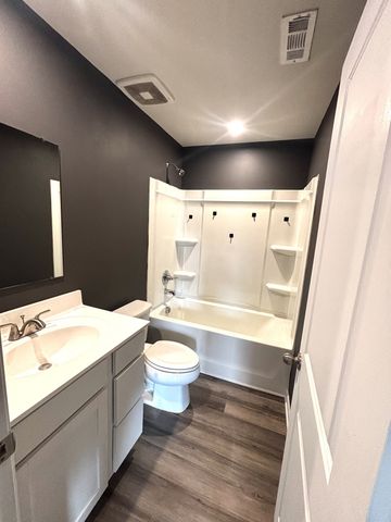 2000 Abberly Cir, Spring Hill, TN 37174