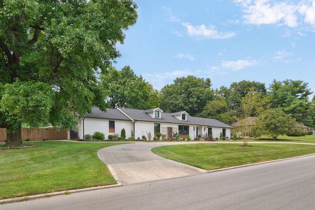 2599 S Skyline Drive, Springfield, MO 65804
