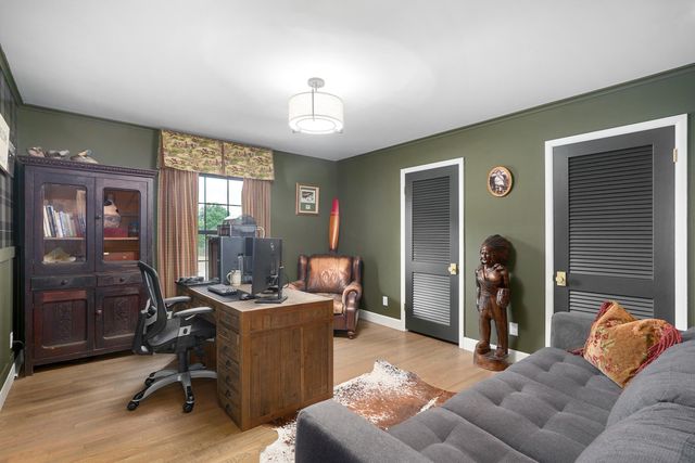 2599 S Skyline Drive, Springfield, MO 65804