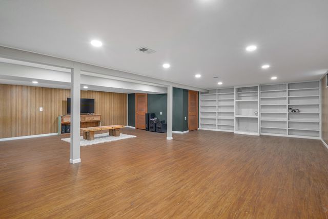 2599 S Skyline Drive, Springfield, MO 65804