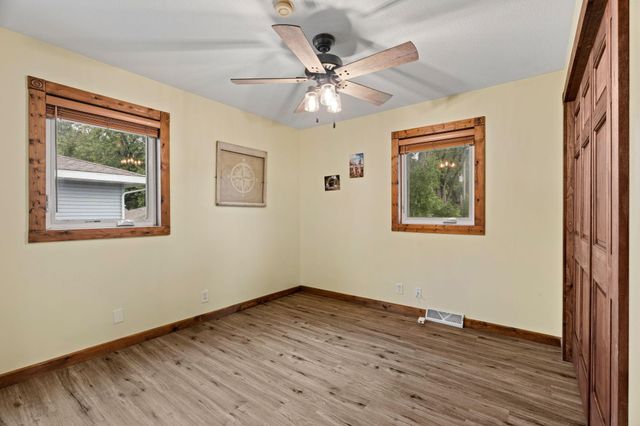 680 Hiawatha Avenue, Vadnais Heights, MN 55127