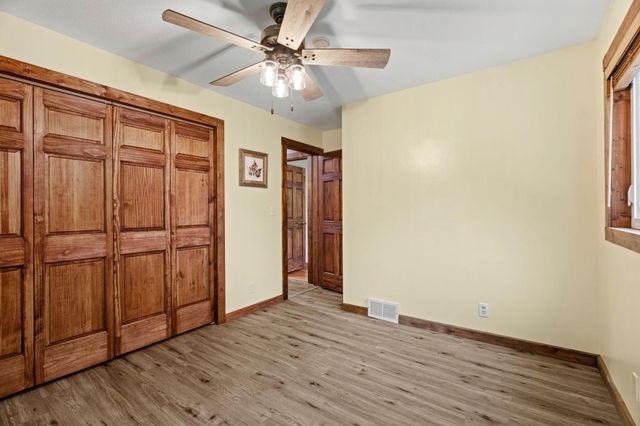 680 Hiawatha Avenue, Vadnais Heights, MN 55127