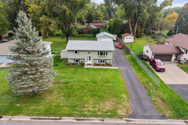 680 Hiawatha Avenue, Vadnais Heights, MN 55127