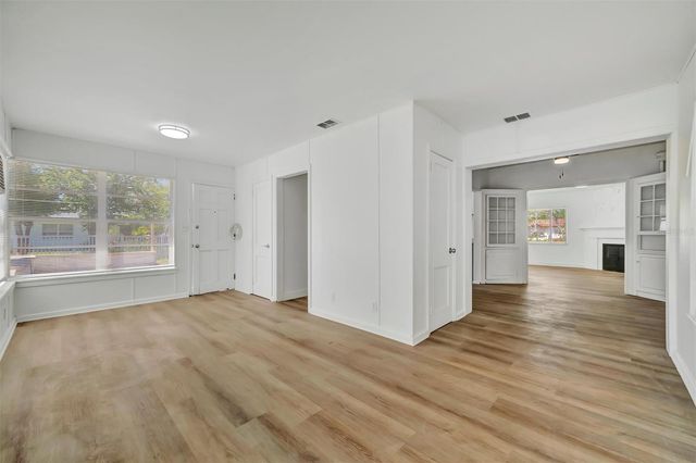 6348 7TH AVENUE N, St Petersburg, FL 33710