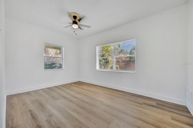 6348 7TH AVENUE N, St Petersburg, FL 33710