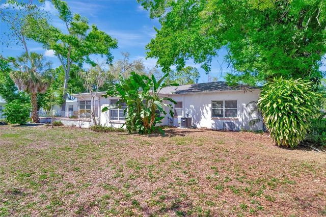 6348 7TH AVENUE N, St Petersburg, FL 33710