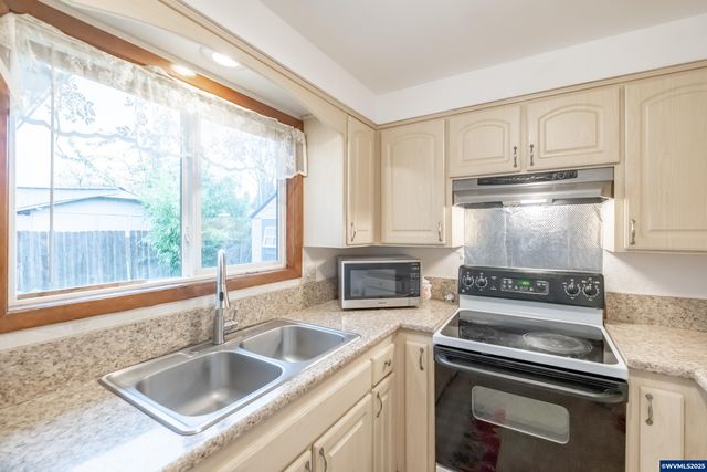 4847 Adobe St SE, Salem, OR 97317