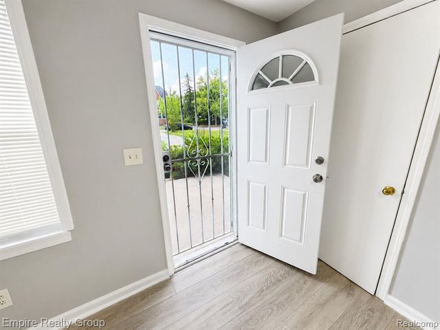 18022 Henry Street, Melvindale, MI 48122