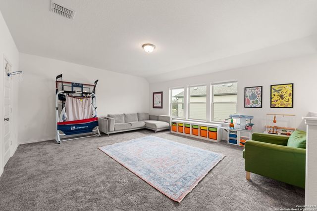 204 White Barn, Boerne, TX 78006