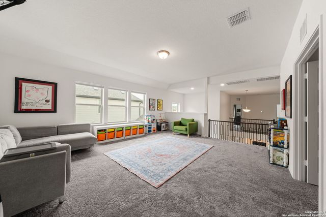 204 White Barn, Boerne, TX 78006