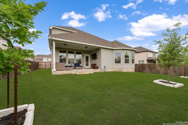 204 White Barn, Boerne, TX 78006