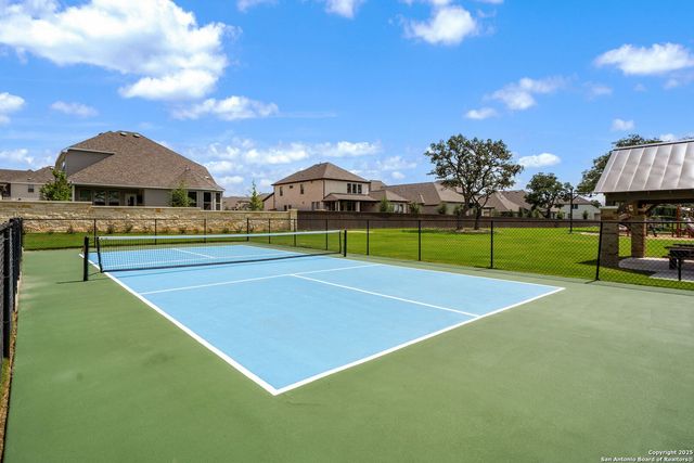 204 White Barn, Boerne, TX 78006