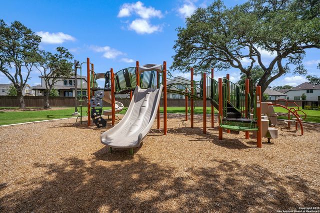204 White Barn, Boerne, TX 78006
