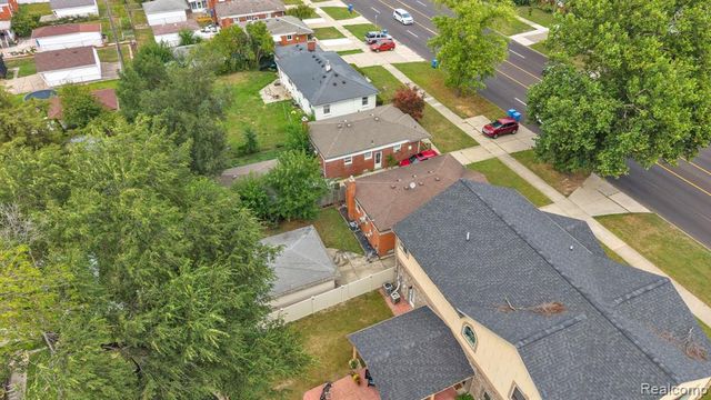 6625 N Beech Daly Road, Dearborn Heights, MI 48127