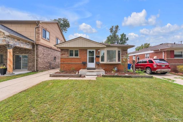 6625 N Beech Daly Road, Dearborn Heights, MI 48127