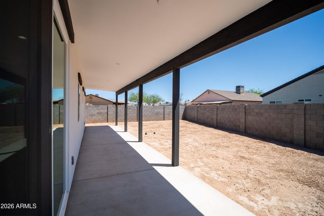 9325 W ONEIDA Drive, Arizona City, AZ 85123