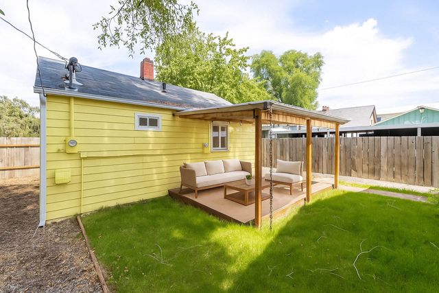 806 E North Ave, Spokane, WA 99207