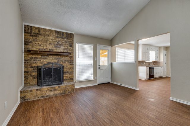 7436 Timberhill Drive, North Richland Hills, TX 76182