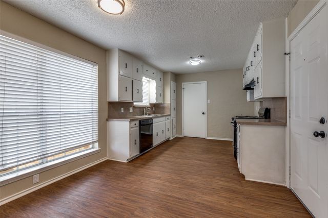 7436 Timberhill Drive, North Richland Hills, TX 76182