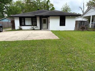 6069 Beechwood Dr, Baton Rouge, LA 70805