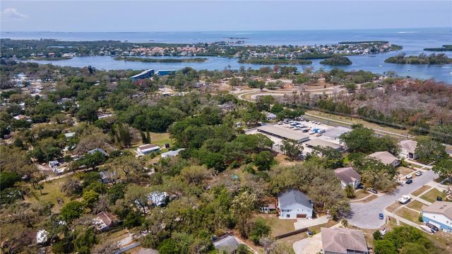 1810, 1814 CEMETERY ROAD, Holiday, FL 34691