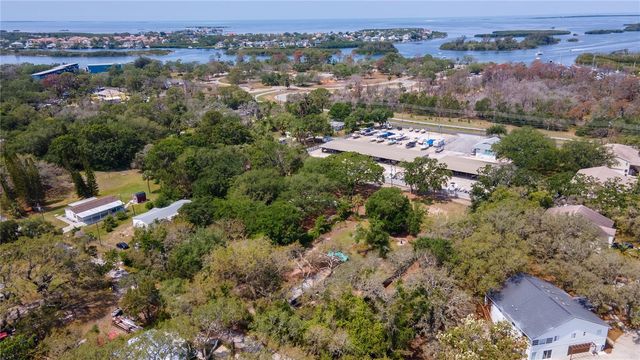 1810, 1814 CEMETERY ROAD, Holiday, FL 34691