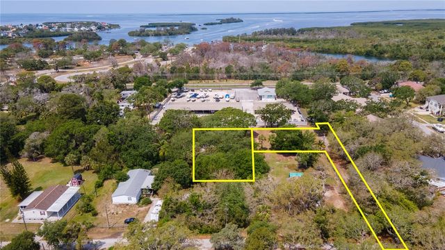 1810, 1814 CEMETERY ROAD, Holiday, FL 34691