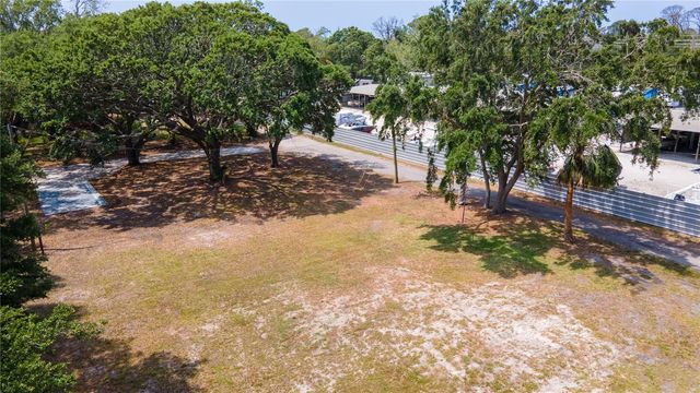 1810, 1814 CEMETERY ROAD, Holiday, FL 34691