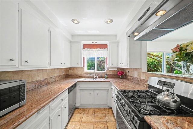 1758 Reed Street, Redondo Beach, CA 90278