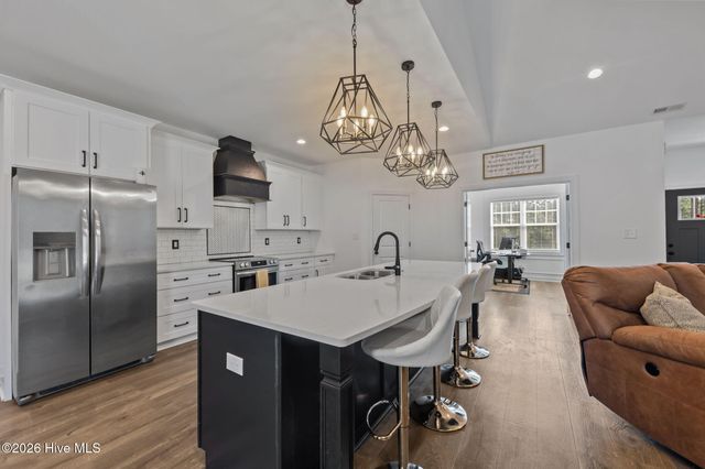 30220 W Lake Drive, Wagram, NC 28396