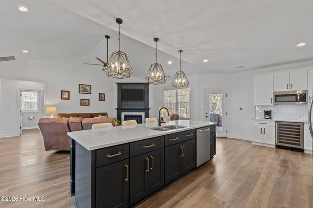 30220 W Lake Drive, Wagram, NC 28396