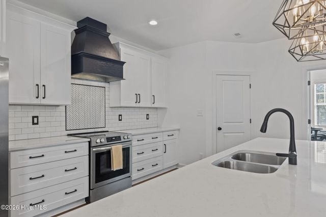 30220 W Lake Drive, Wagram, NC 28396