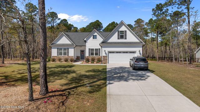 30220 W Lake Drive, Wagram, NC 28396