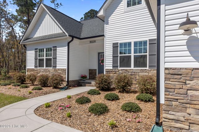 30220 W Lake Drive, Wagram, NC 28396