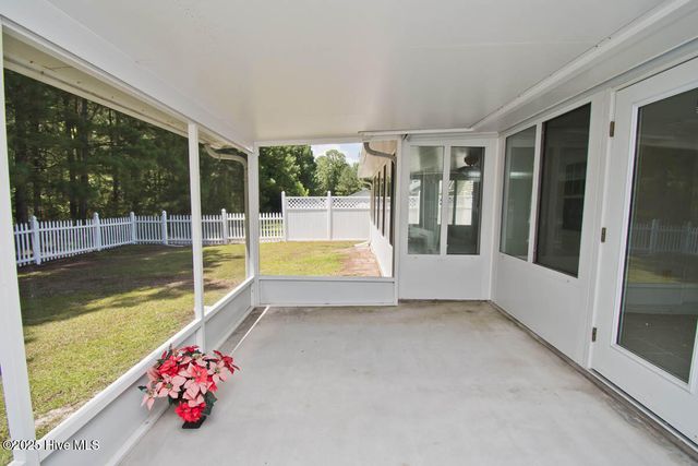 148 Byrum Run, Hubert, NC 28539