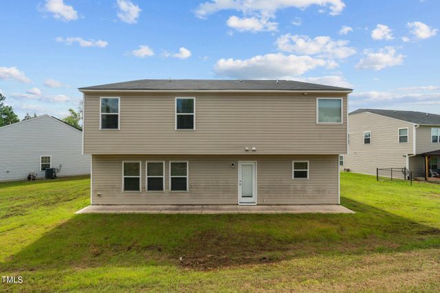 16 Summerwood Lane, Lillington, NC 27546