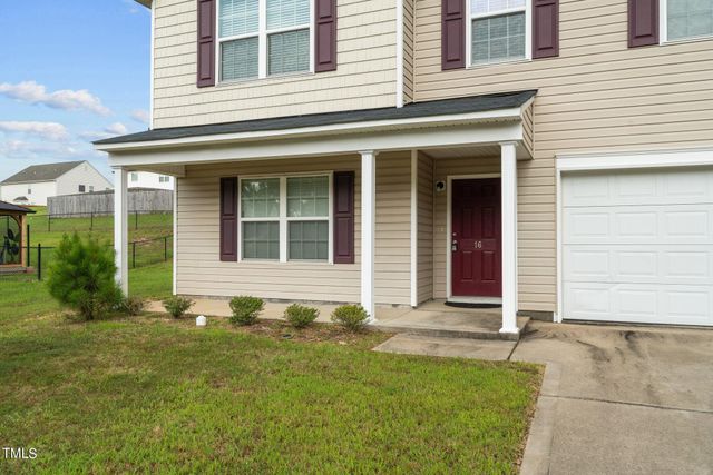 16 Summerwood Lane, Lillington, NC 27546