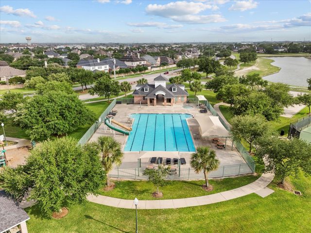 2965 Rustic Pier Lane, League City, TX 77573