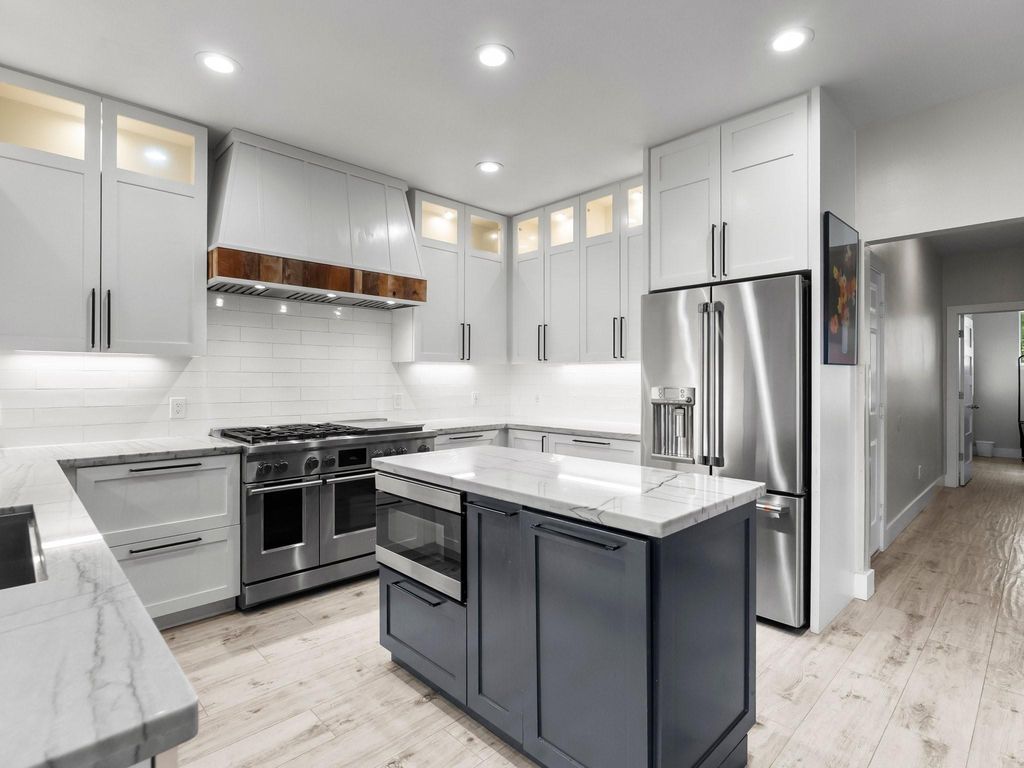 2965 Rustic Pier Lane, League City, TX 77573