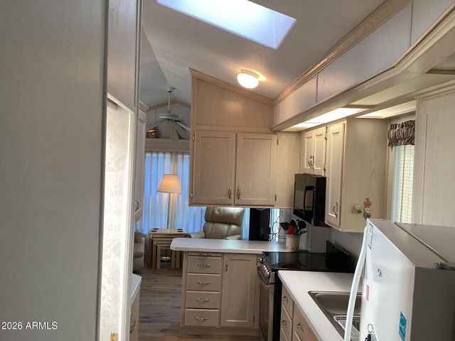 111 S Greenfield Road 31, Mesa, AZ 85206