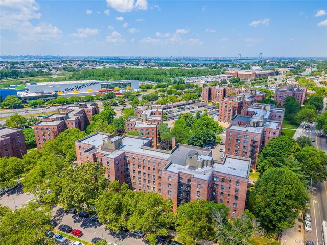 141-09 28th Ave 1A, Flushing, NY 11354