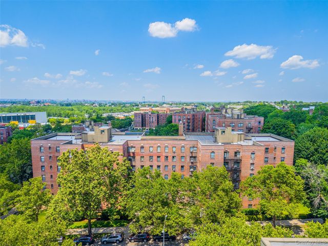 141-09 28th Ave 1A, Flushing, NY 11354