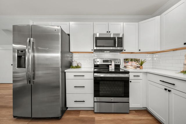 112 Fox Ridge Dr, Murfreesboro, TN 37128