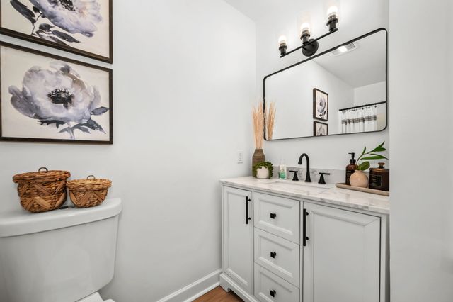 112 Fox Ridge Dr, Murfreesboro, TN 37128