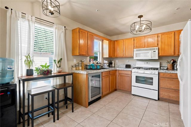 7517 Eucalyptus Drive, Highland, CA 92346
