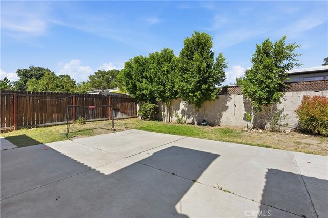 7517 Eucalyptus Drive, Highland, CA 92346