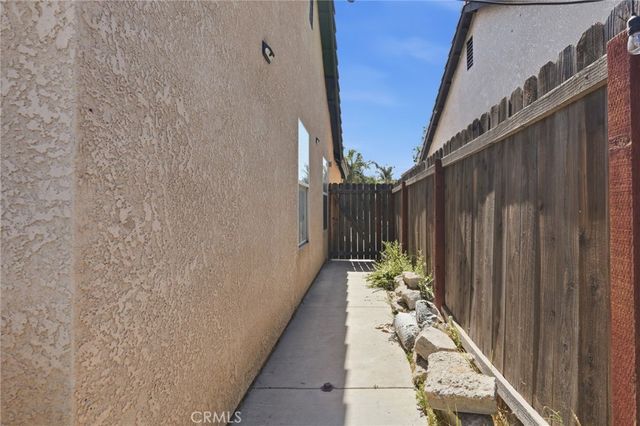 7517 Eucalyptus Drive, Highland, CA 92346