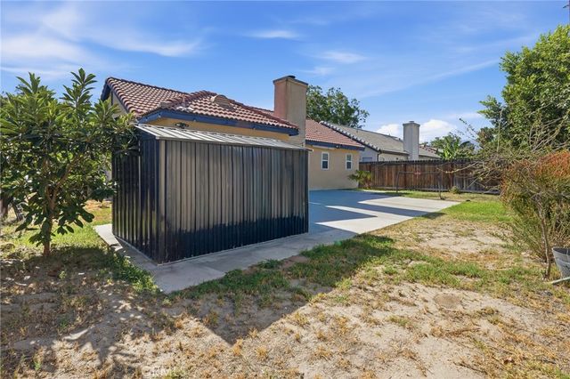 7517 Eucalyptus Drive, Highland, CA 92346