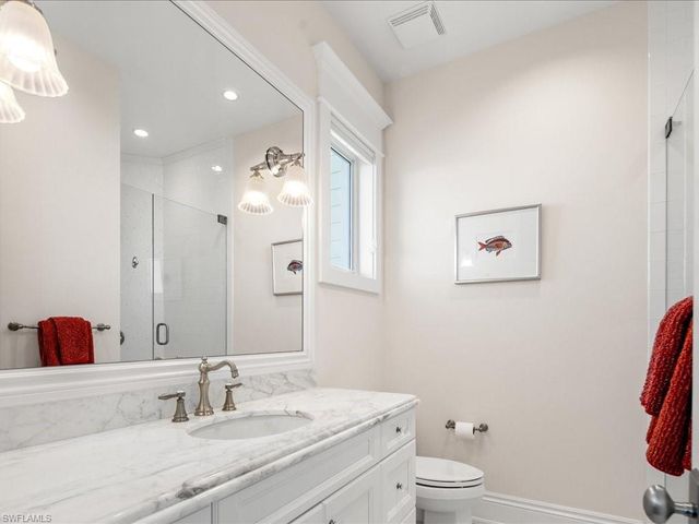 5801 Cape Hickory CT, Bonita Springs, FL 34134